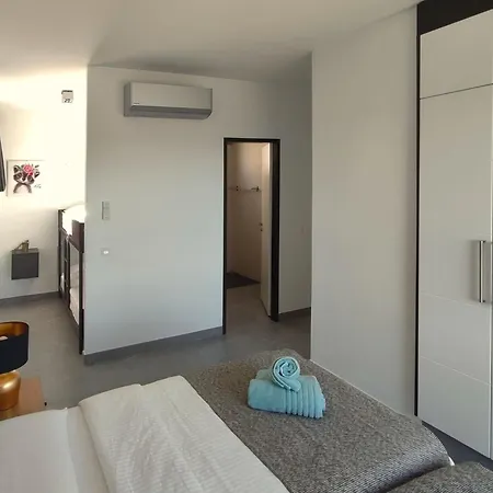 Atemberaubende Mit Passender Aussicht By Interhome Holiday home *