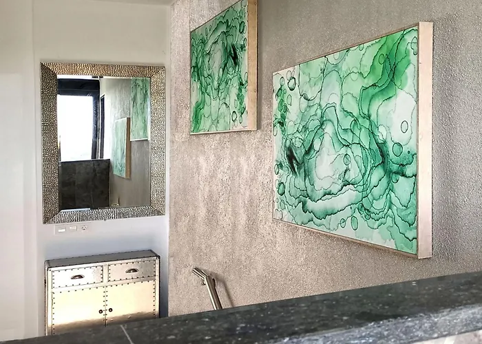 Atemberaubende Mit Passender Aussicht By Interhome